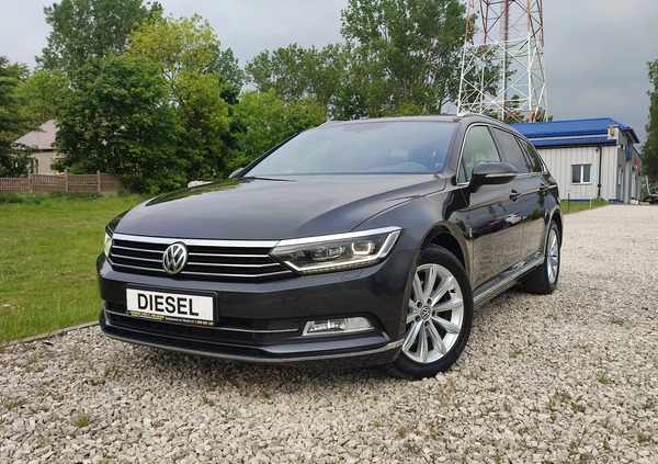 Volkswagen Passat cena 73900 przebieg: 178000, rok produkcji 2018 z Pabianice małe 277